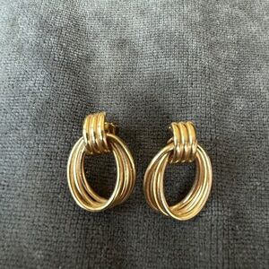 14K gold pierced earrings